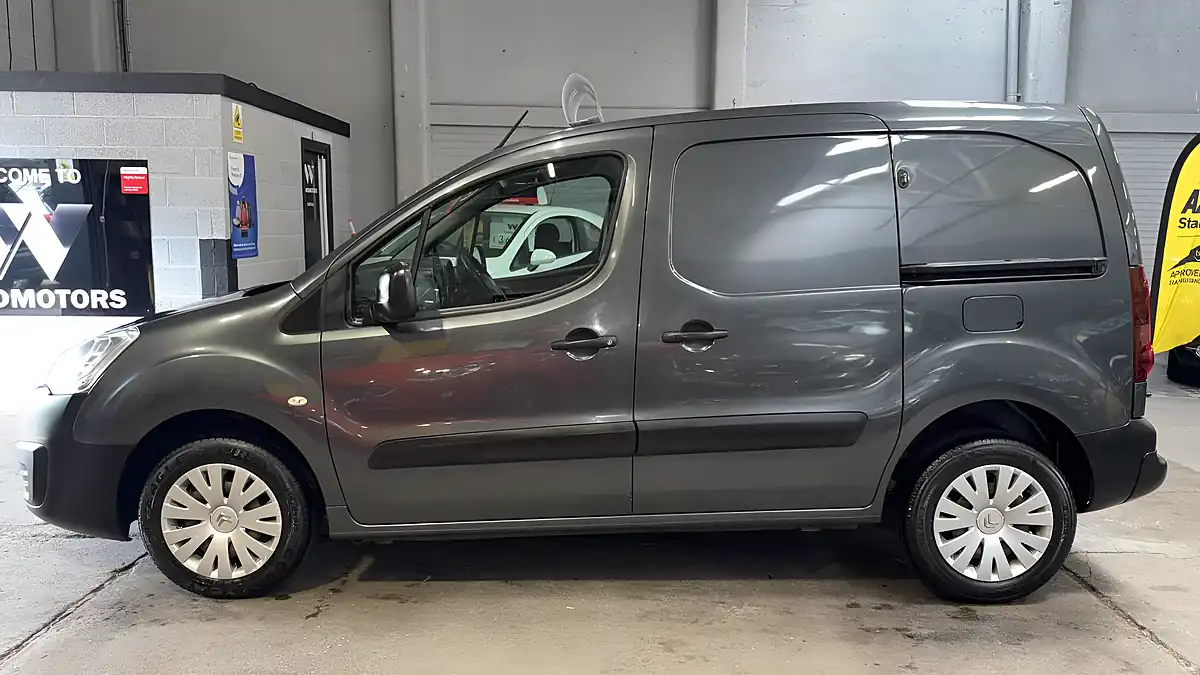Used 2016 Citroen Berlingo Enterprise Grey - Interior and Exterior details 2