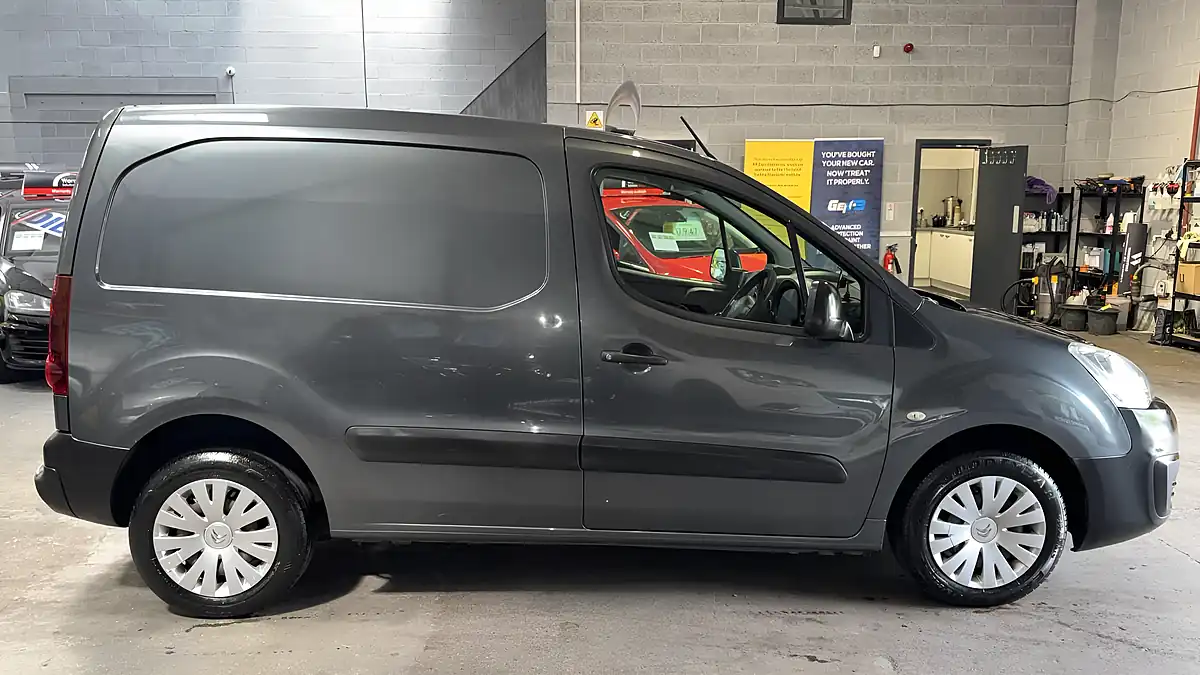 Used 2016 Citroen Berlingo Enterprise Grey - Interior and Exterior details 8
