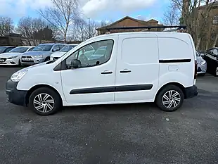 Used 2016 Citroen Berlingo Lx L1 White - Interior and Exterior details 4
