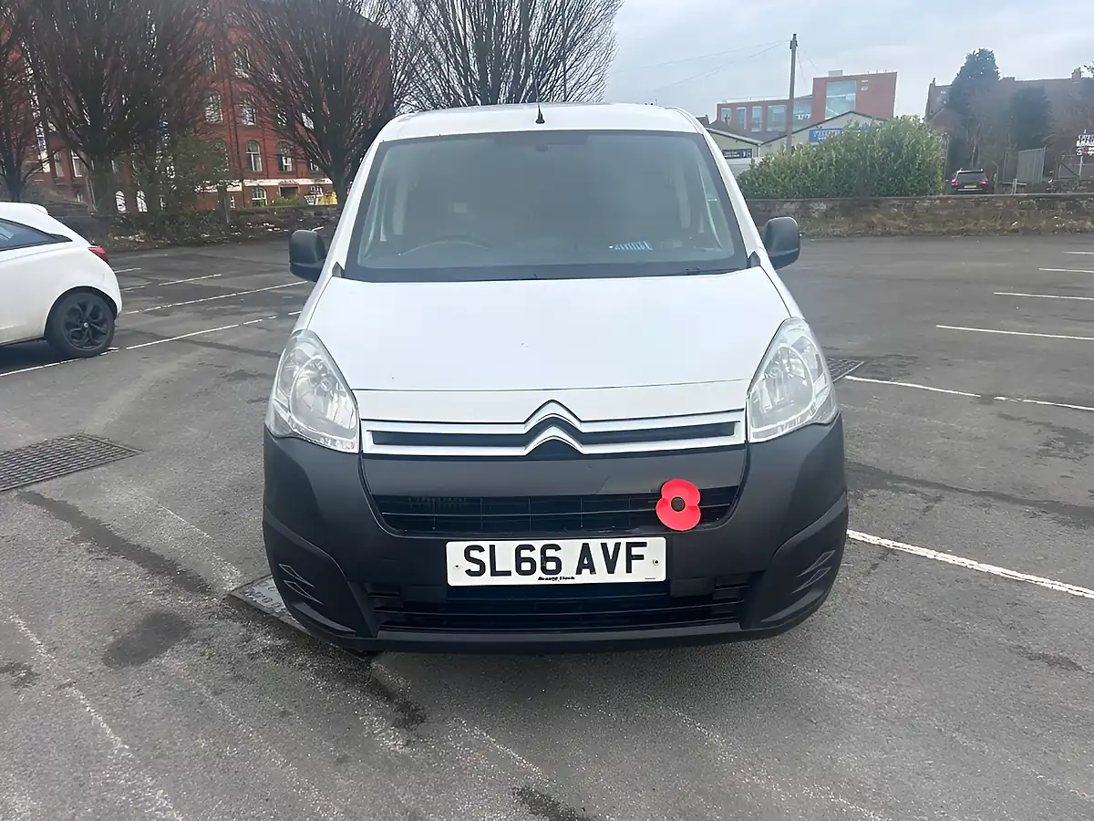 Used 2016 Citroen Berlingo Lx White - Front View