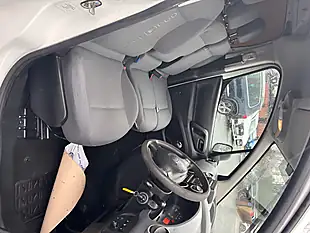 Used 2016 Citroen Berlingo White - Interior and Exterior details 12