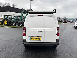 Used 2016 Citroen Berlingo White - Interior and Exterior details 8