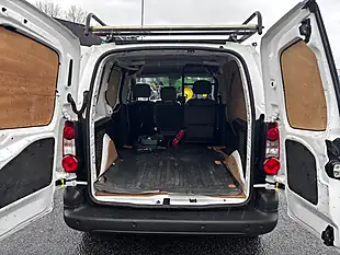 Used 2016 Citroen Berlingo White - Interior and Exterior details 9