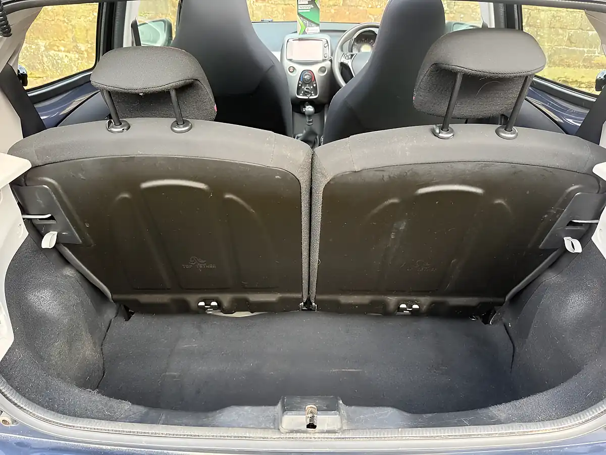 Used 2016 Citroen C1 Feel Airscape Smalt Blue - Interior and Exterior details 11