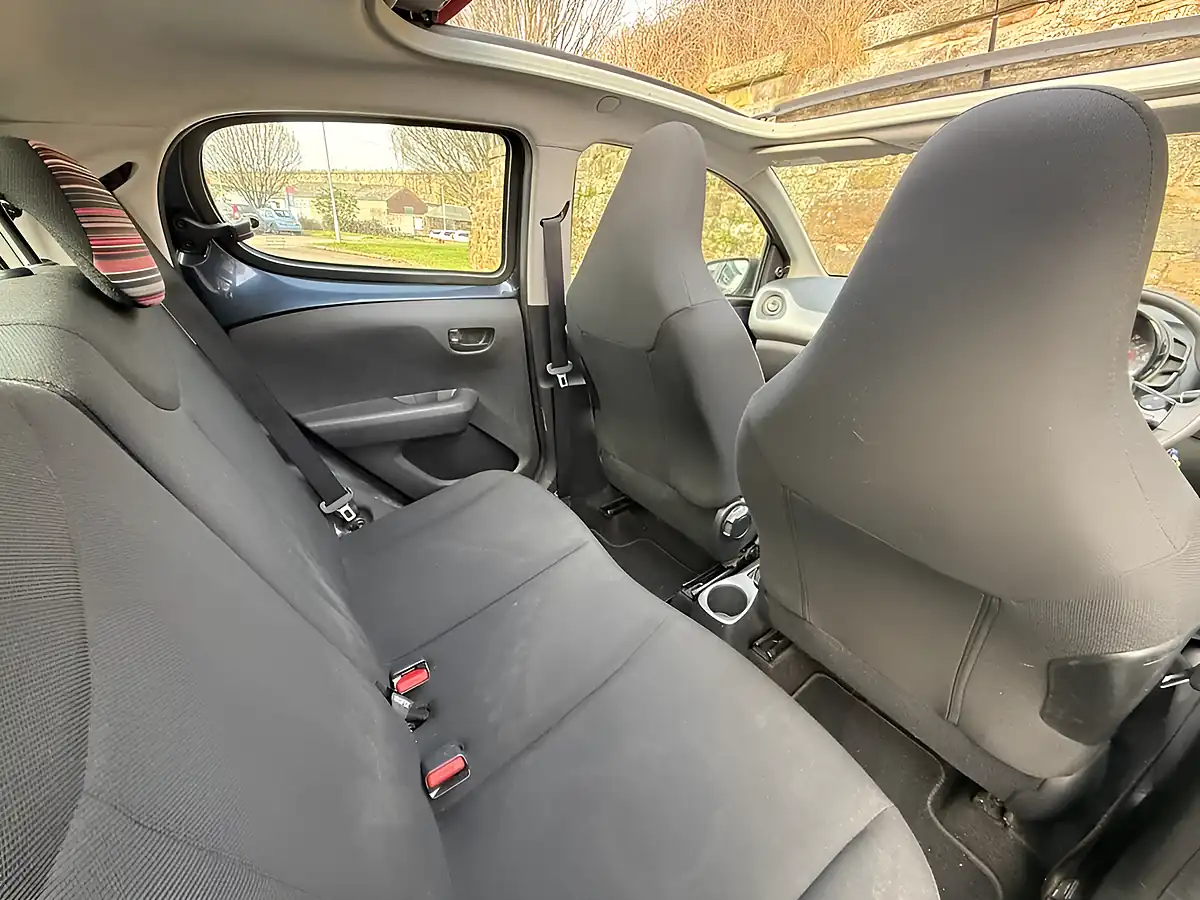 Used 2016 Citroen C1 Feel Airscape Smalt Blue - Interior and Exterior details 15