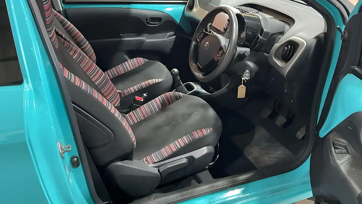 Used 2016 Citroen C1 Feel Blue - Interior and Exterior details 12