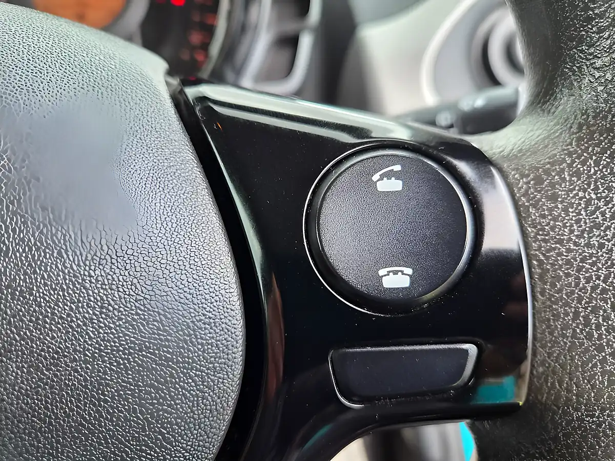 Used 2016 Citroen C1 Feel Blue - Interior and Exterior details 17