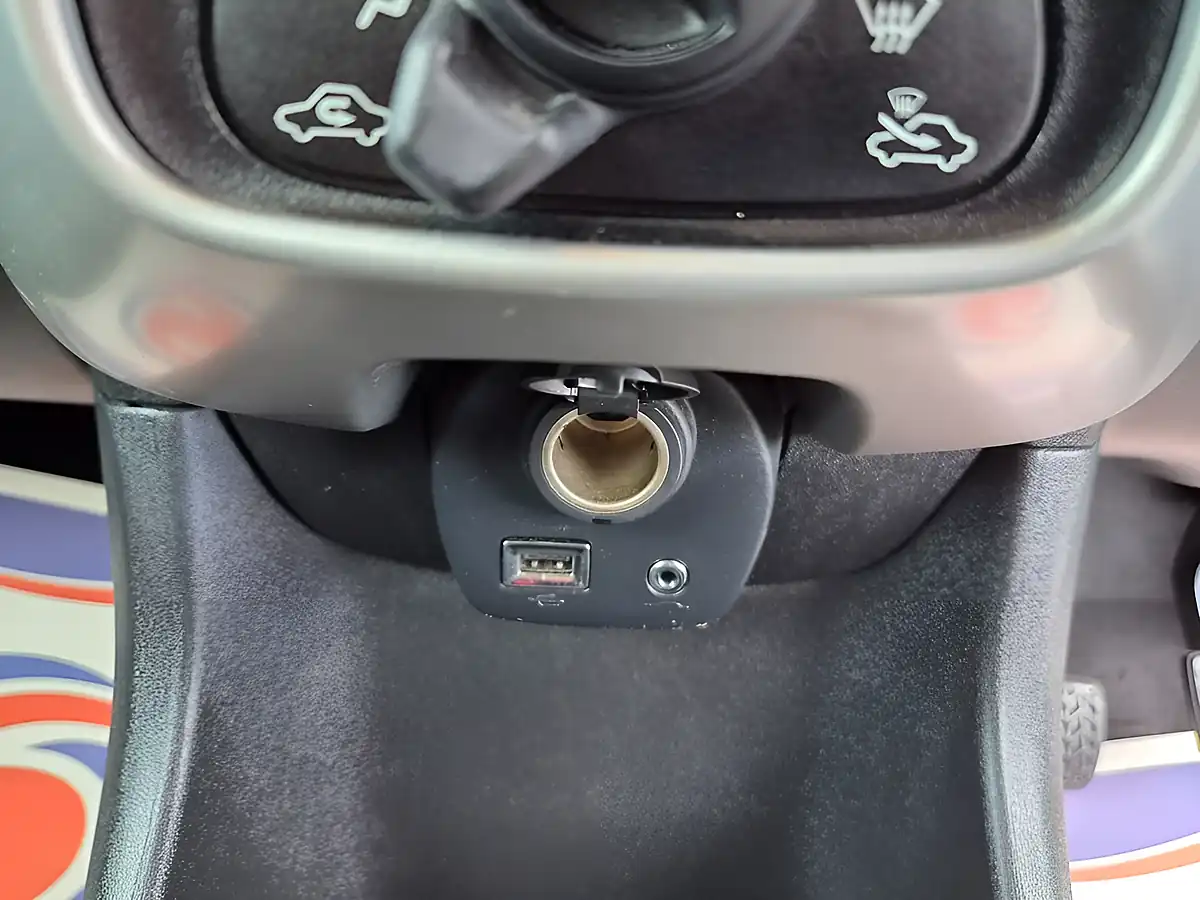 Used 2016 Citroen C1 Feel Blue - Interior and Exterior details 19