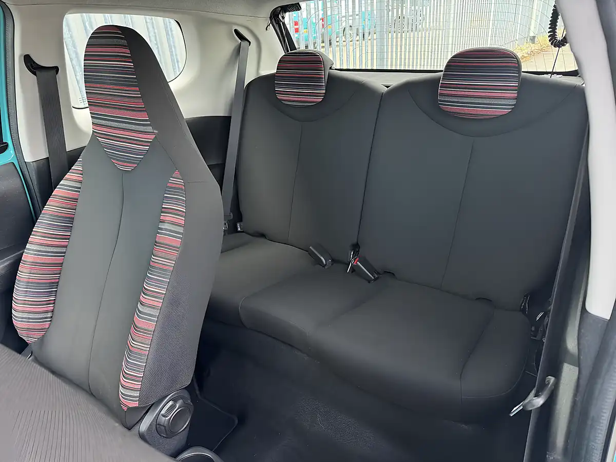 Used 2016 Citroen C1 Feel Blue - Interior and Exterior details 11