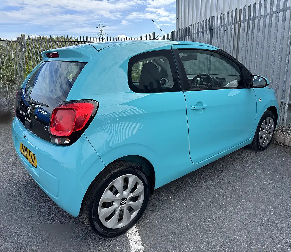 Used 2016 Citroen C1 Feel Blue - Interior and Exterior details 5