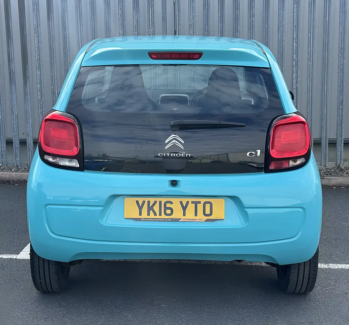 Used 2016 Citroen C1 Feel Blue - Interior and Exterior details 6