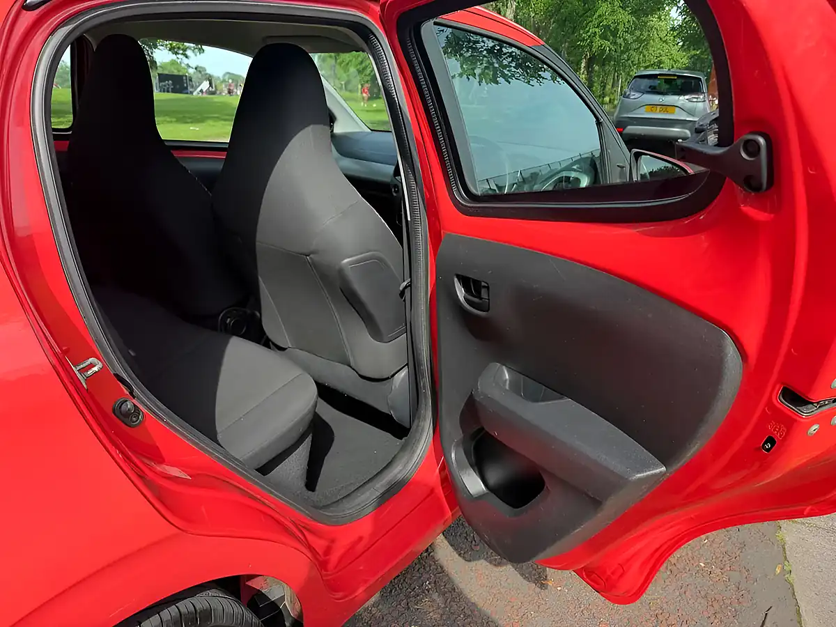 Used 2016 Citroen C1 Feel Orange - Interior and Exterior details 12