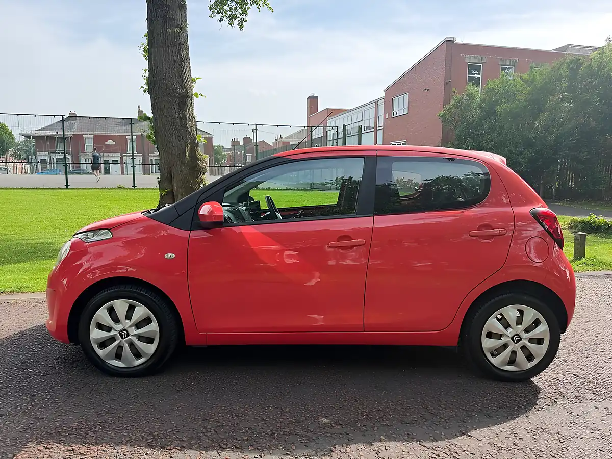 Used 2016 Citroen C1 Feel Orange - Interior and Exterior details 5