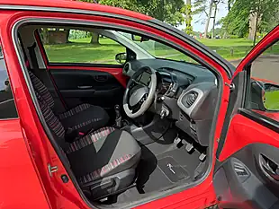 Used 2016 Citroen C1 Feel Orange - Interior and Exterior details 9