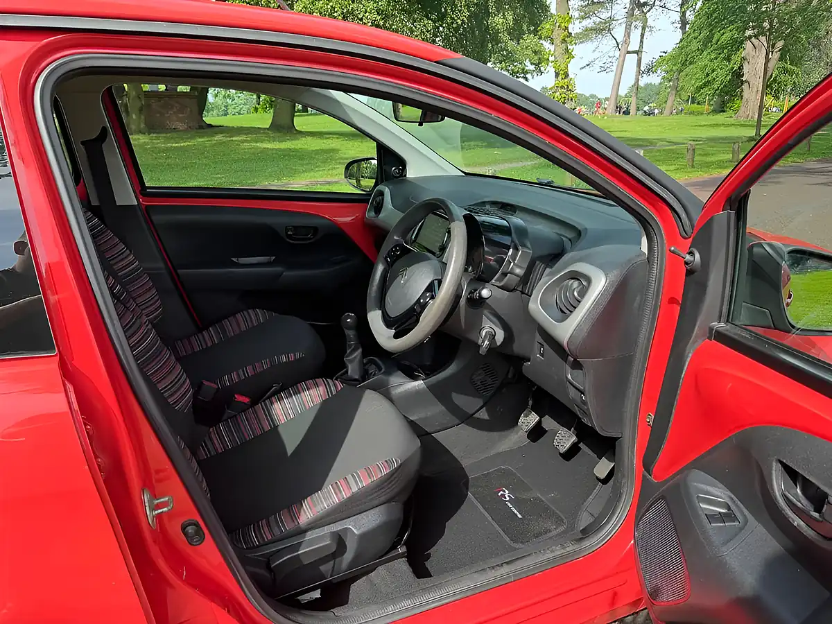 Used 2016 Citroen C1 Feel Orange - Interior and Exterior details 9