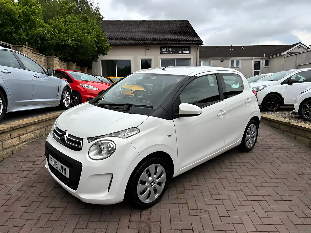 Used 2016 Citroen C1 Feel White - Front View