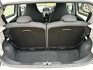 Used 2016 Citroen C1 Feel White - Interior and Exterior details 13