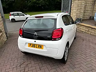 Used 2016 Citroen C1 Feel White - Interior and Exterior details 9