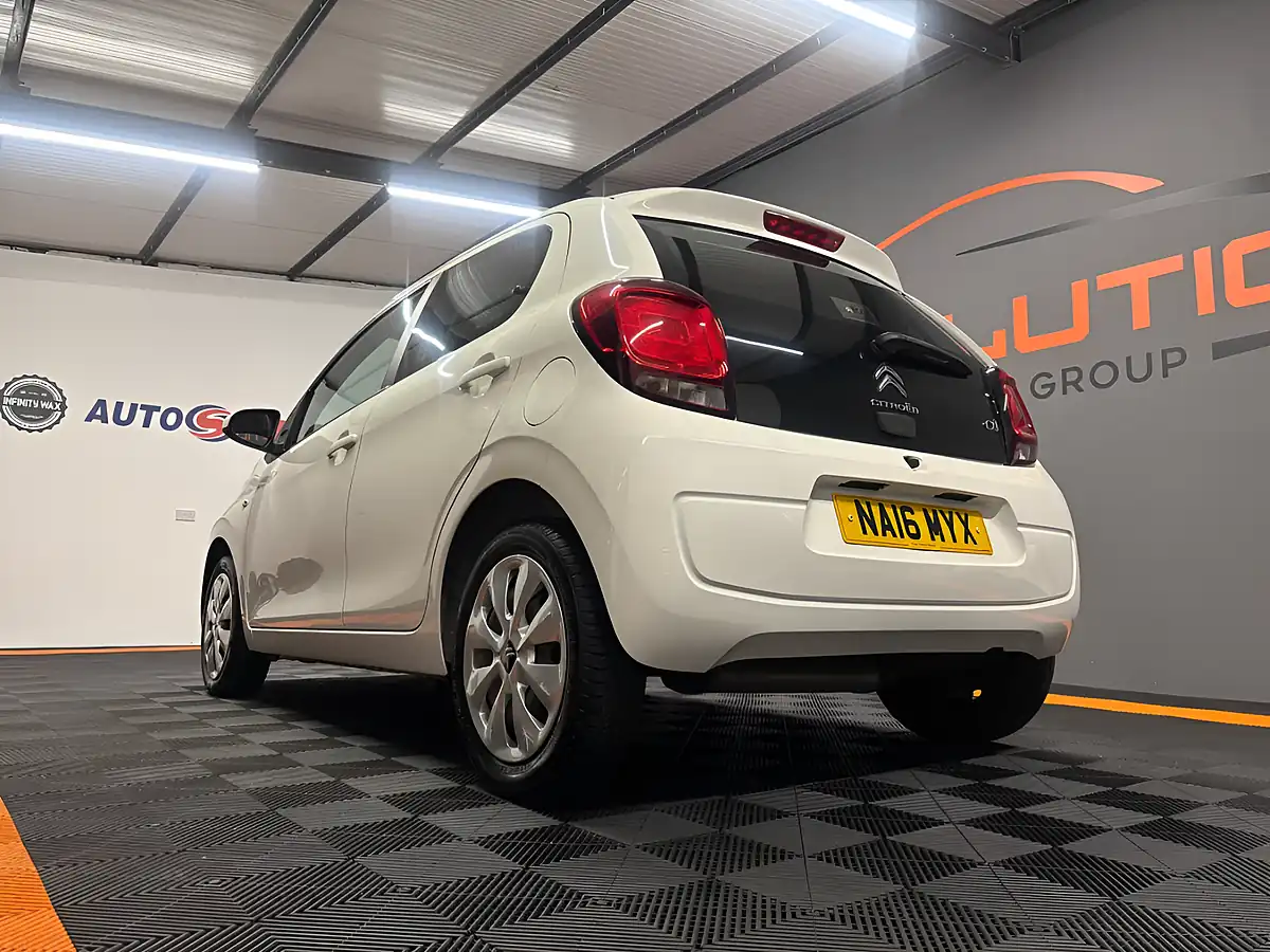 Used 2016 Citroen C1 Feel White - Interior and Exterior details 3