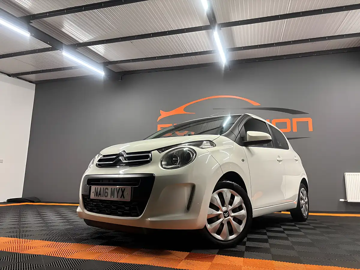 Used 2016 Citroen C1 Feel White - Interior and Exterior details 5