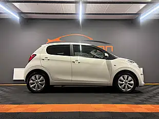 Used 2016 Citroen C1 Feel White - Interior and Exterior details 6