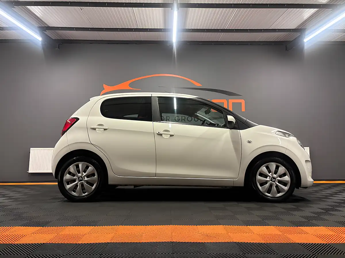 Used 2016 Citroen C1 Feel White - Interior and Exterior details 6