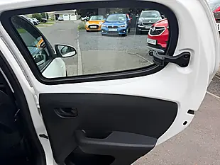 Used 2016 Citroen C1 Feel White - Interior and Exterior details 16