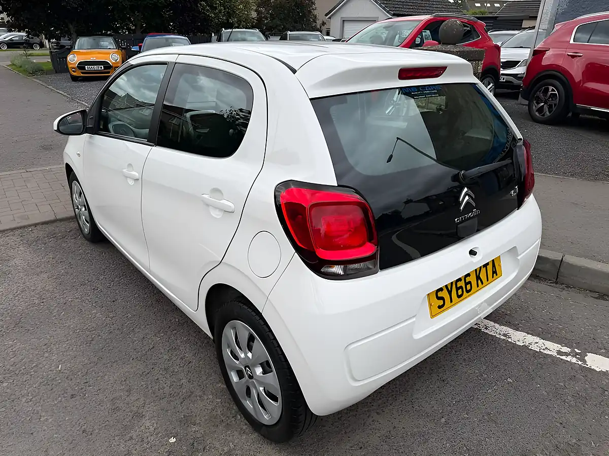 Used 2016 Citroen C1 Feel White - Interior and Exterior details 3