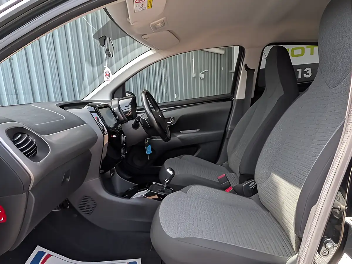 Used 2016 Citroen C1 Flair Black - Interior and Exterior details 17