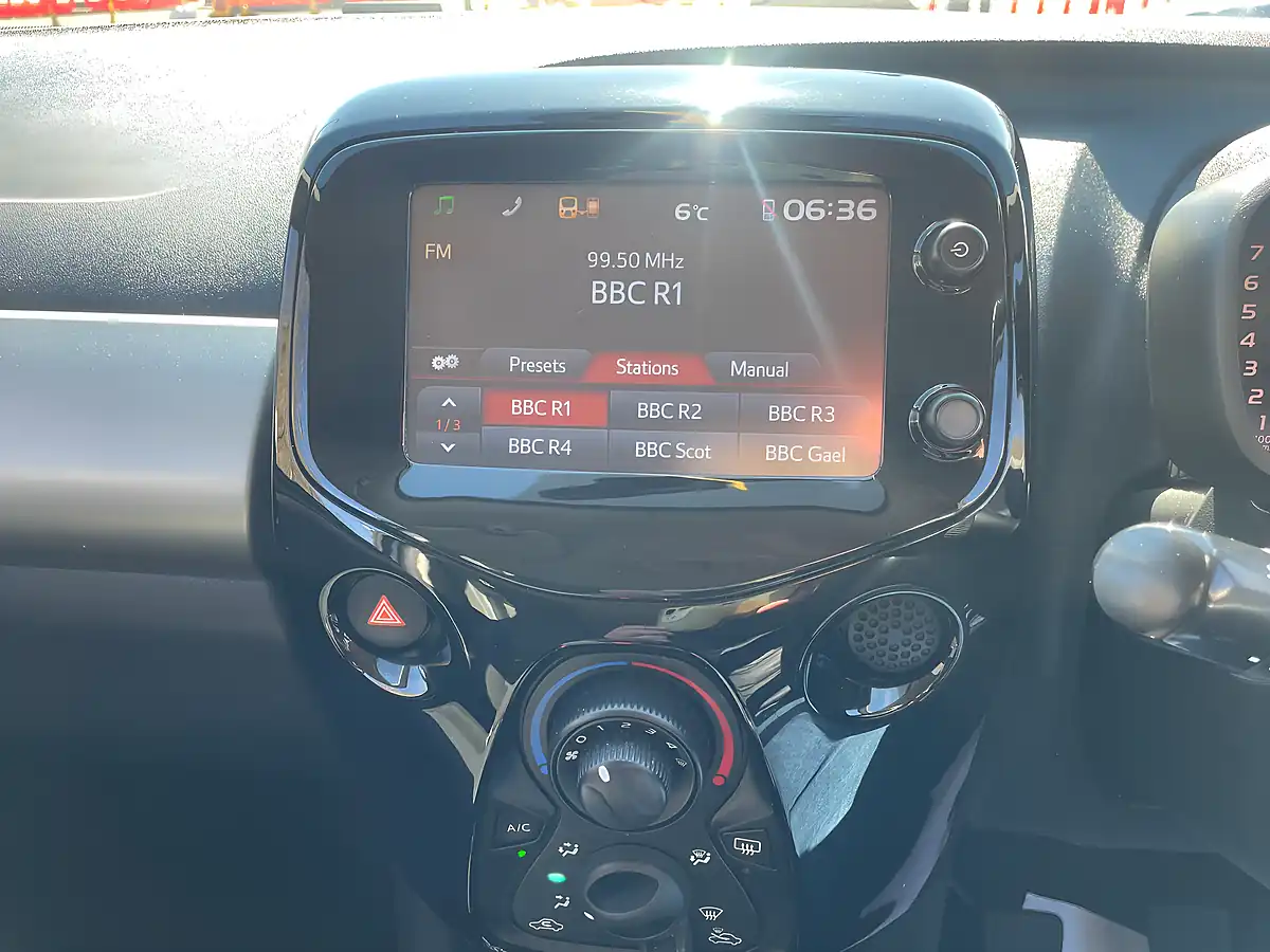 Used 2016 Citroen C1 Flair Blue - Interior and Exterior details 13