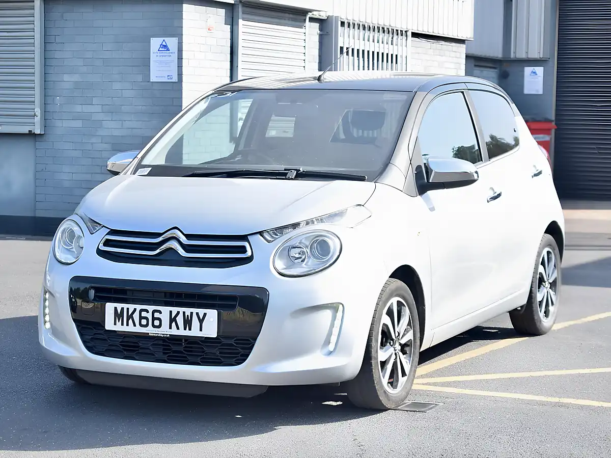 Used 2016 Citroen C1 Flair Grey - Interior and Exterior details 3
