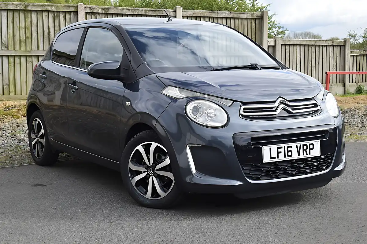 Used 2016 Citroen C1 Flair Grey - Front View