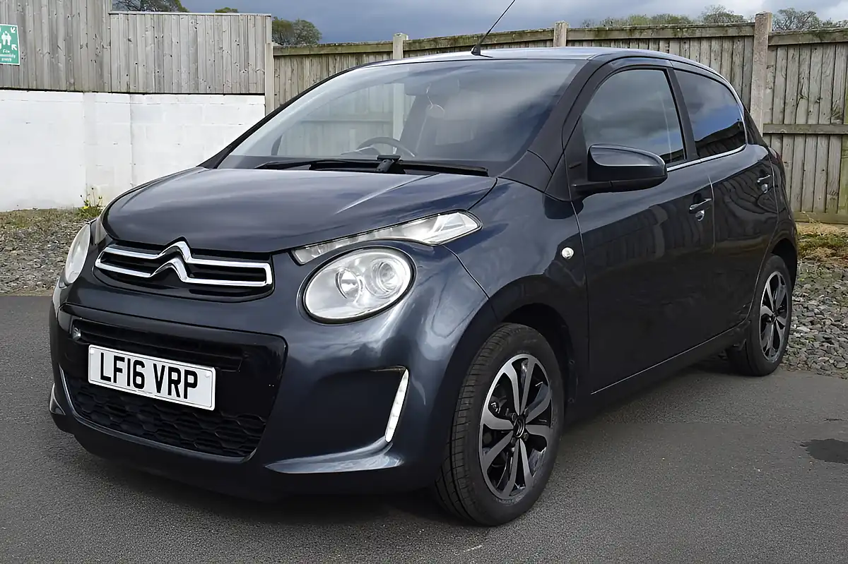 Used 2016 Citroen C1 Flair Grey - Interior and Exterior details 3