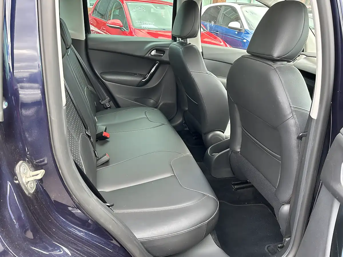Used 2016 Citroen C3 Blue - Interior and Exterior details 11