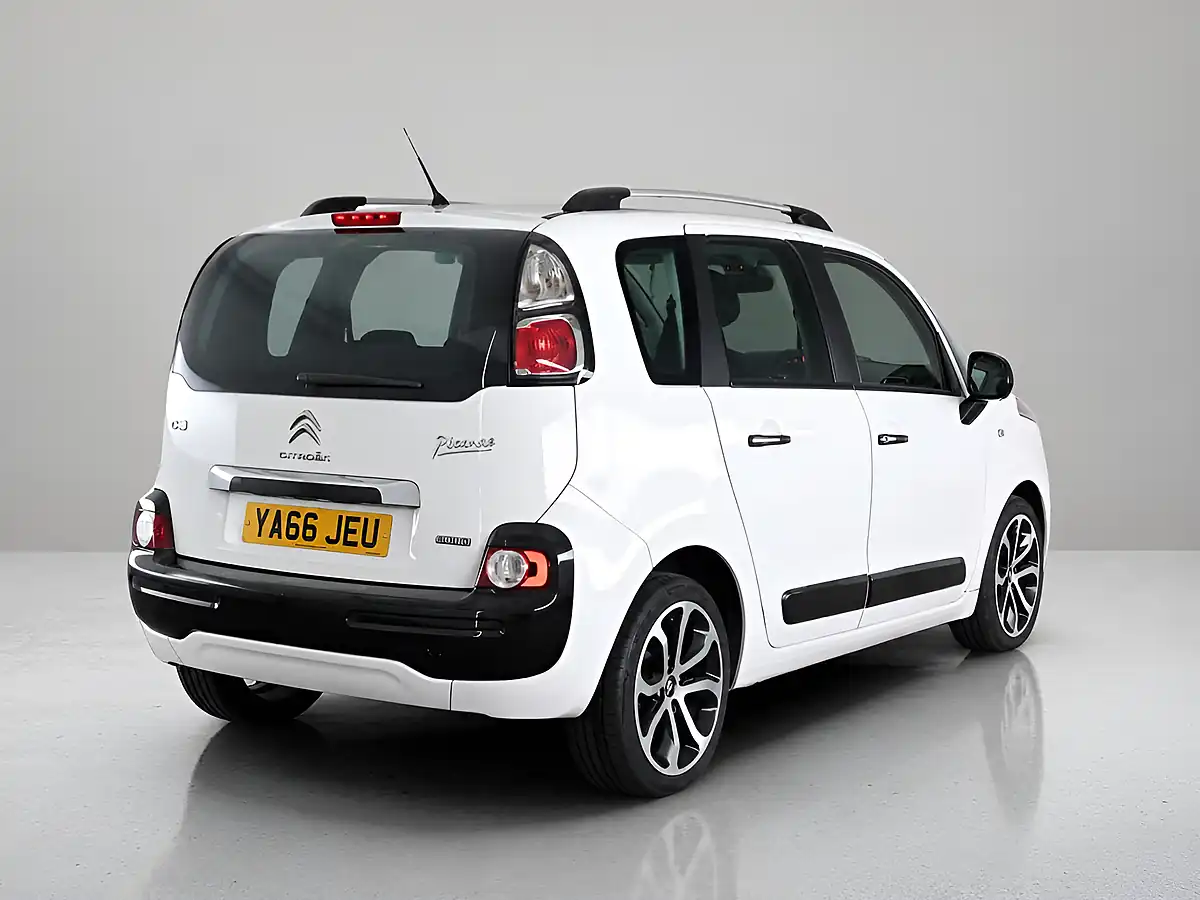 Used 2016 Citroen C3 Picasso Platinum Edition White - Interior and Exterior details 3