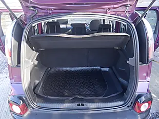 Used 2016 Citroen C3 Picasso Platinum Karma Purple - Interior and Exterior details 12
