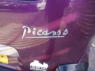 Used 2016 Citroen C3 Picasso Platinum Karma Purple - Interior and Exterior details 20