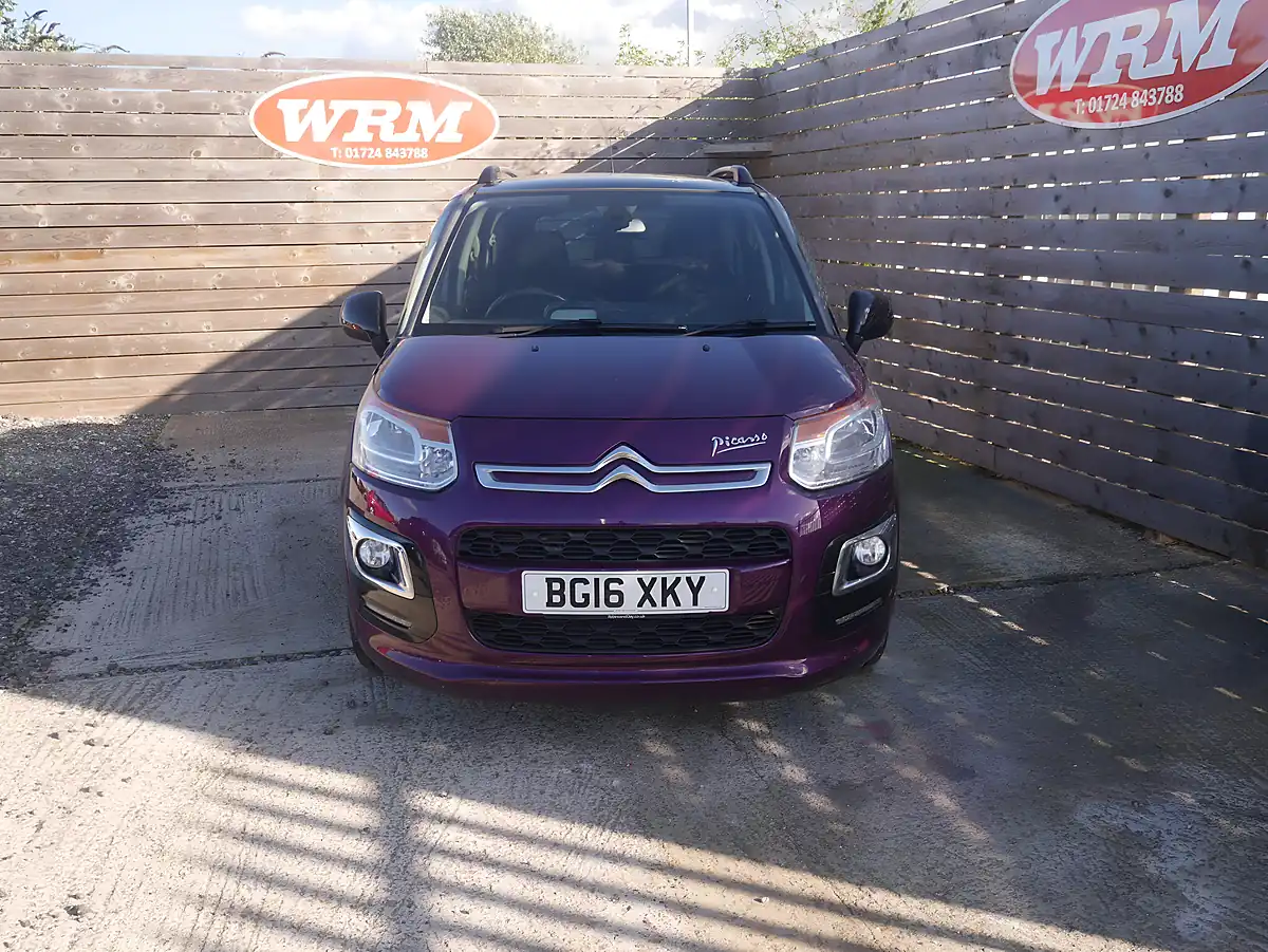 Used 2016 Citroen C3 Picasso Platinum Karma Purple - Interior and Exterior details 3