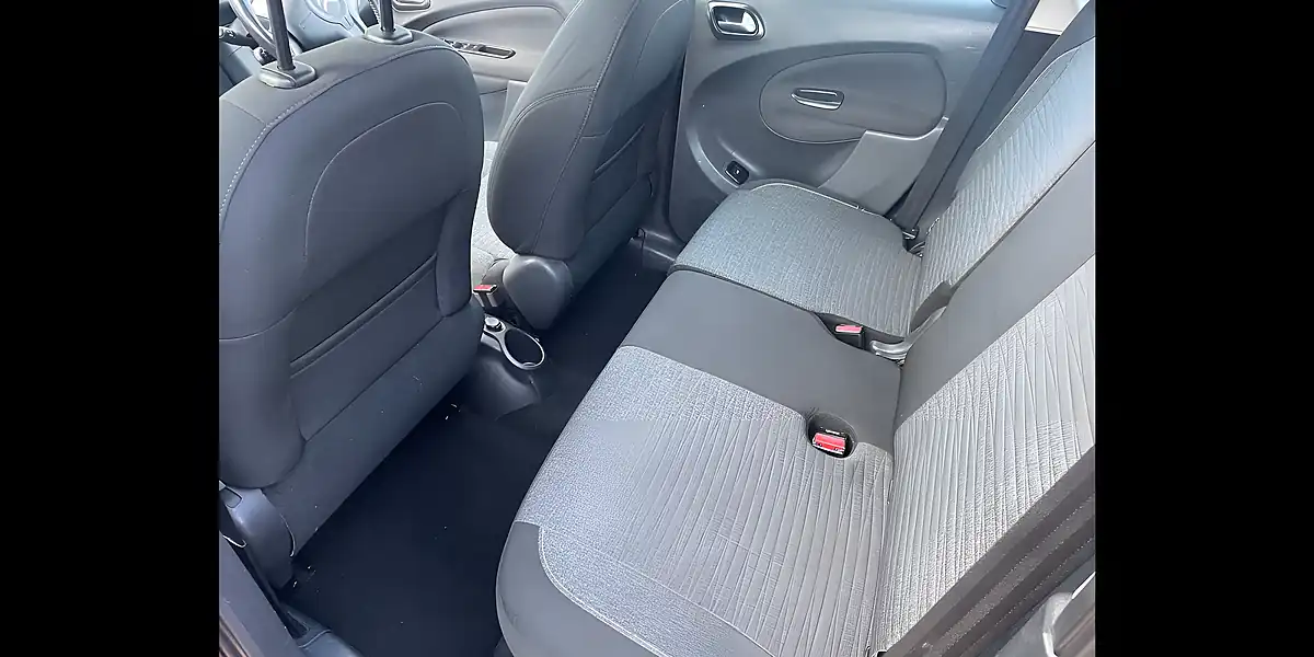 Used 2016 Citroen C3 Picasso Platinum Picasso Purple - Interior and Exterior details 10