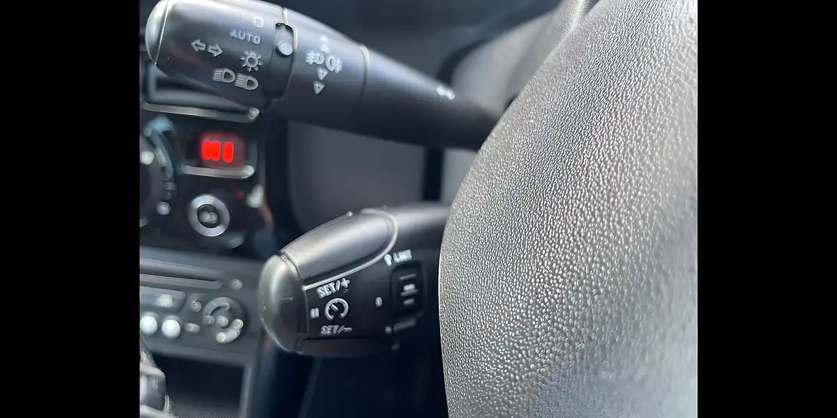 Used 2016 Citroen C3 Picasso Platinum Picasso Purple - Interior and Exterior details 16