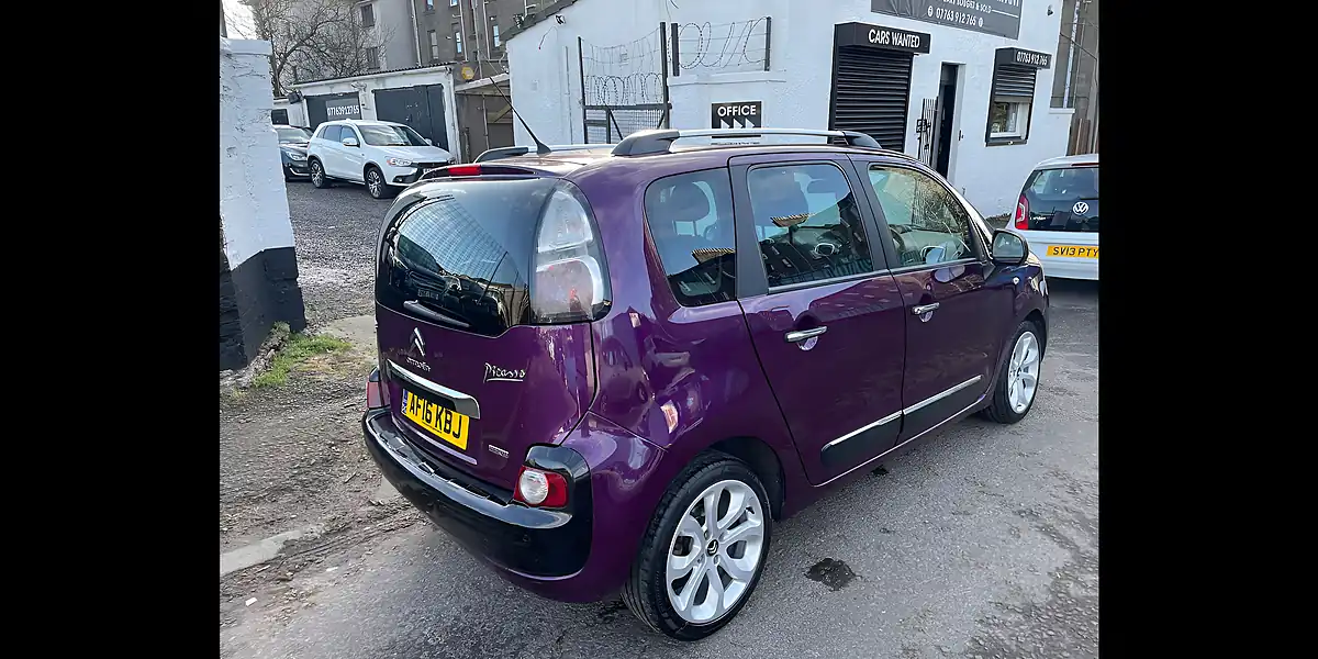 Used 2016 Citroen C3 Picasso Platinum Picasso Purple - Interior and Exterior details 4