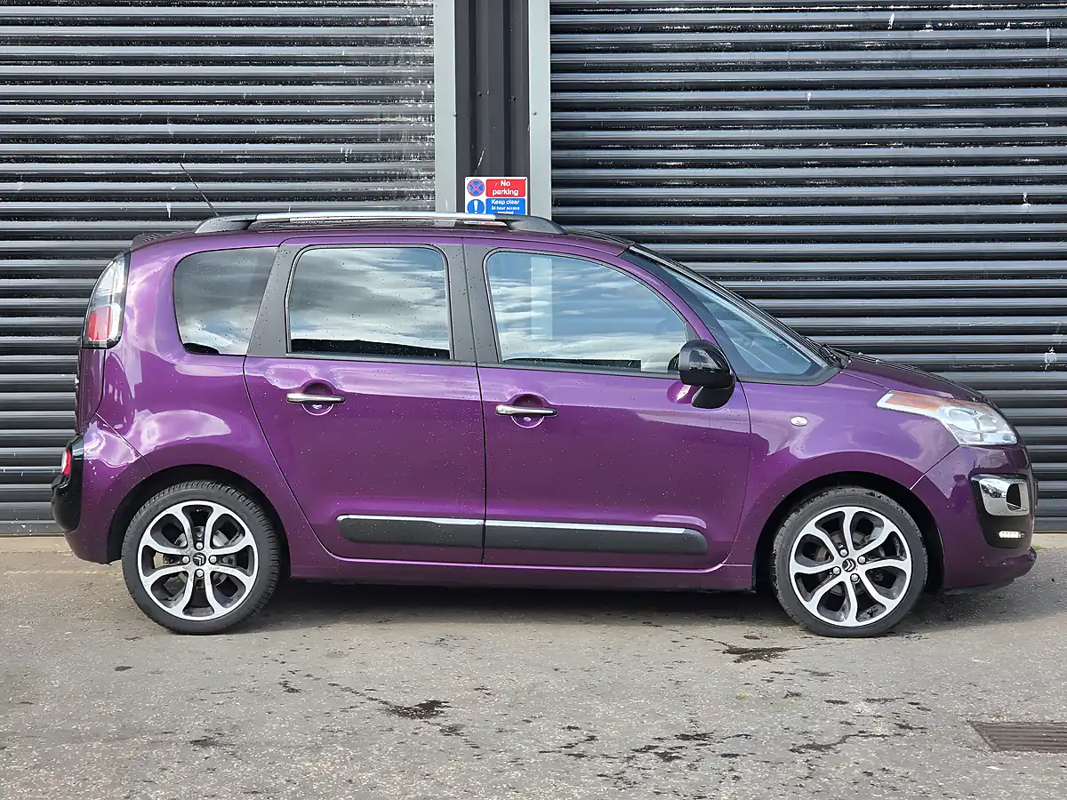 Used 2016 Citroen C3 Picasso Platinum Purple - Interior and Exterior details 6