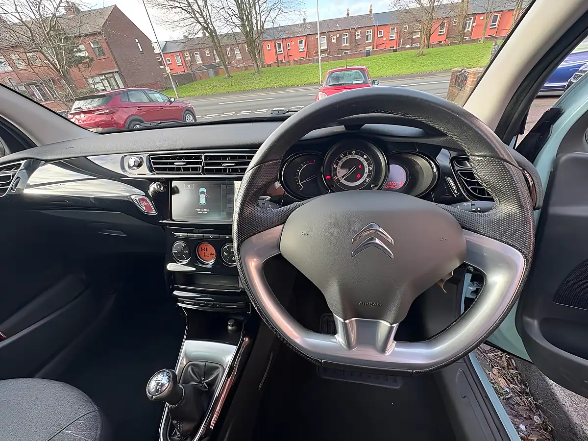 Used 2016 Citroen C3 Platinum Blue - Interior and Exterior details 16
