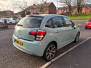 Used 2016 Citroen C3 Platinum Blue - Interior and Exterior details 3
