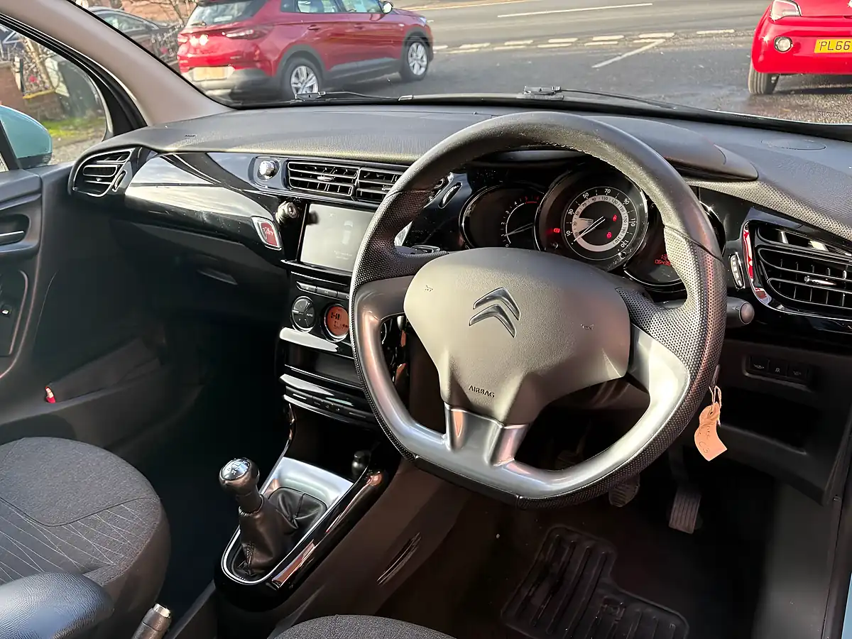 Used 2016 Citroen C3 Platinum Blue - Interior and Exterior details 9