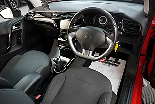 Used 2016 Citroen C3 Platinum Red - Interior and Exterior details 10