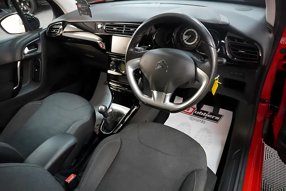 Used 2016 Citroen C3 Platinum Red - Interior and Exterior details 10