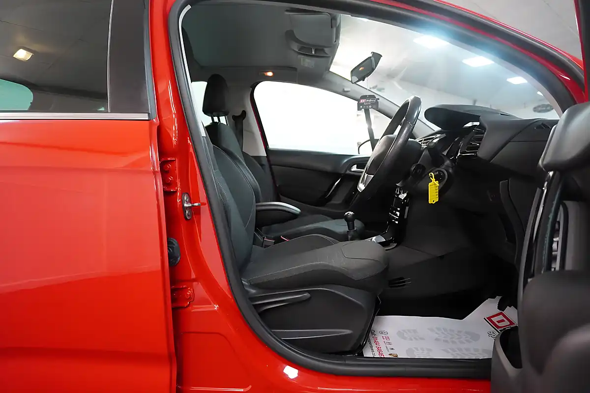Used 2016 Citroen C3 Platinum Red - Interior and Exterior details 11
