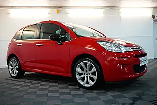 Used 2016 Citroen C3 Platinum Red - Interior and Exterior details 2