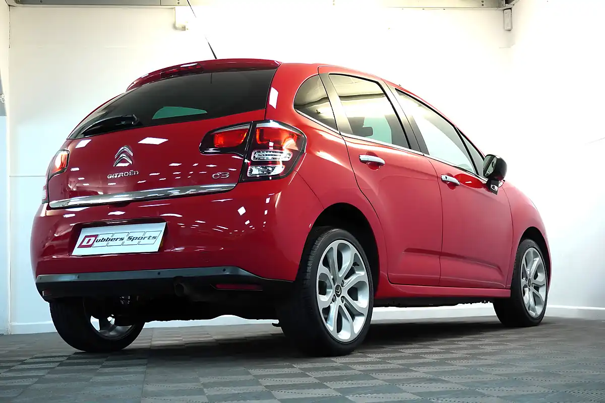 Used 2016 Citroen C3 Platinum Red - Interior and Exterior details 4